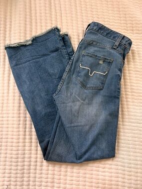 Olivia Kimes Light wash 4/30